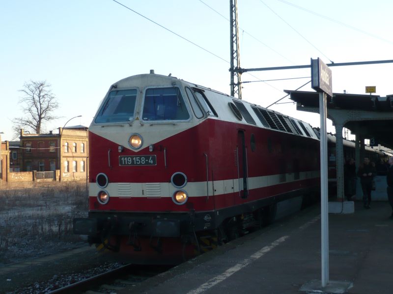 9bov87qh.jpg