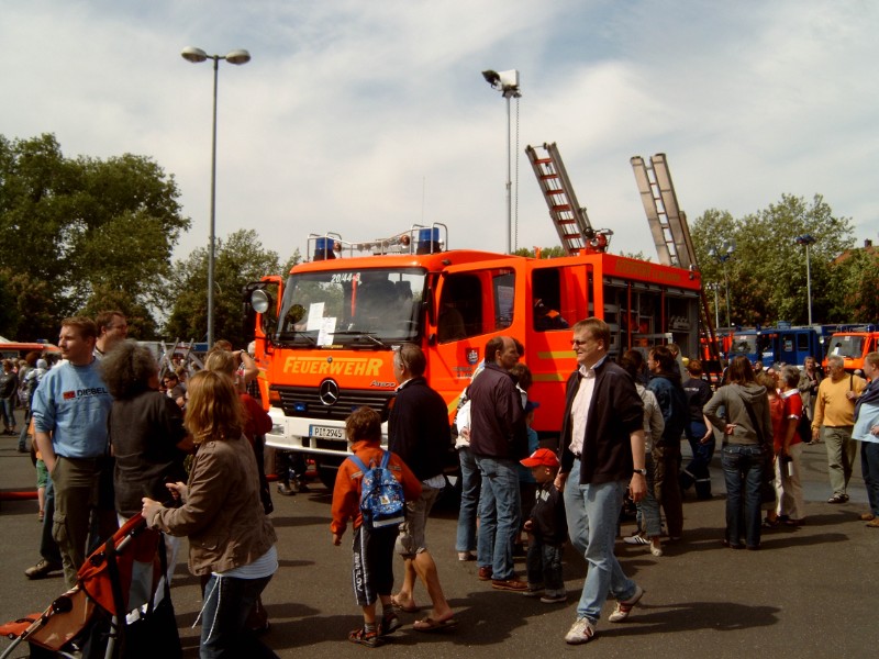 LF 16/12/3 der Ff Elmshorn Wache Nord